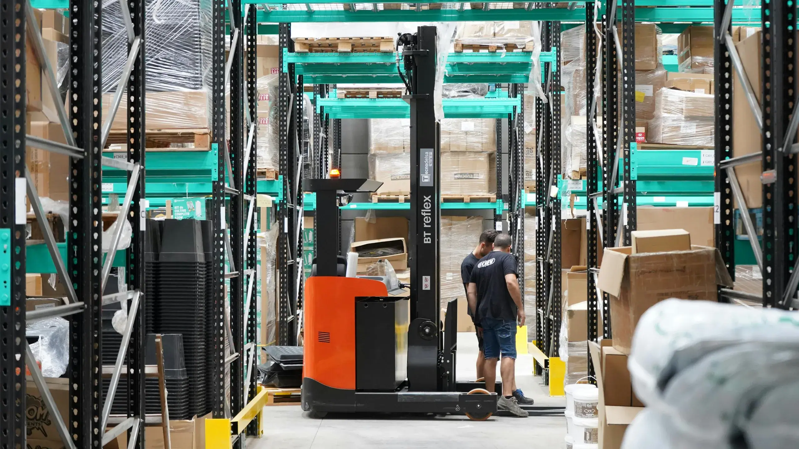 Modern warehouse operations